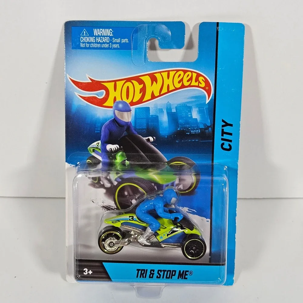 Hot Wheels City Motorcycle Lot of 5 Dodge Tomahawk Gamma Racer 3-Squealer 2014